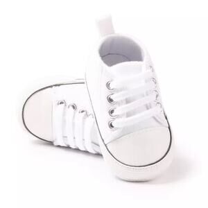 New: toddler canvas sneakers size 3, 13-18 months